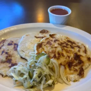 1 Pupusa Chicharrón con queso